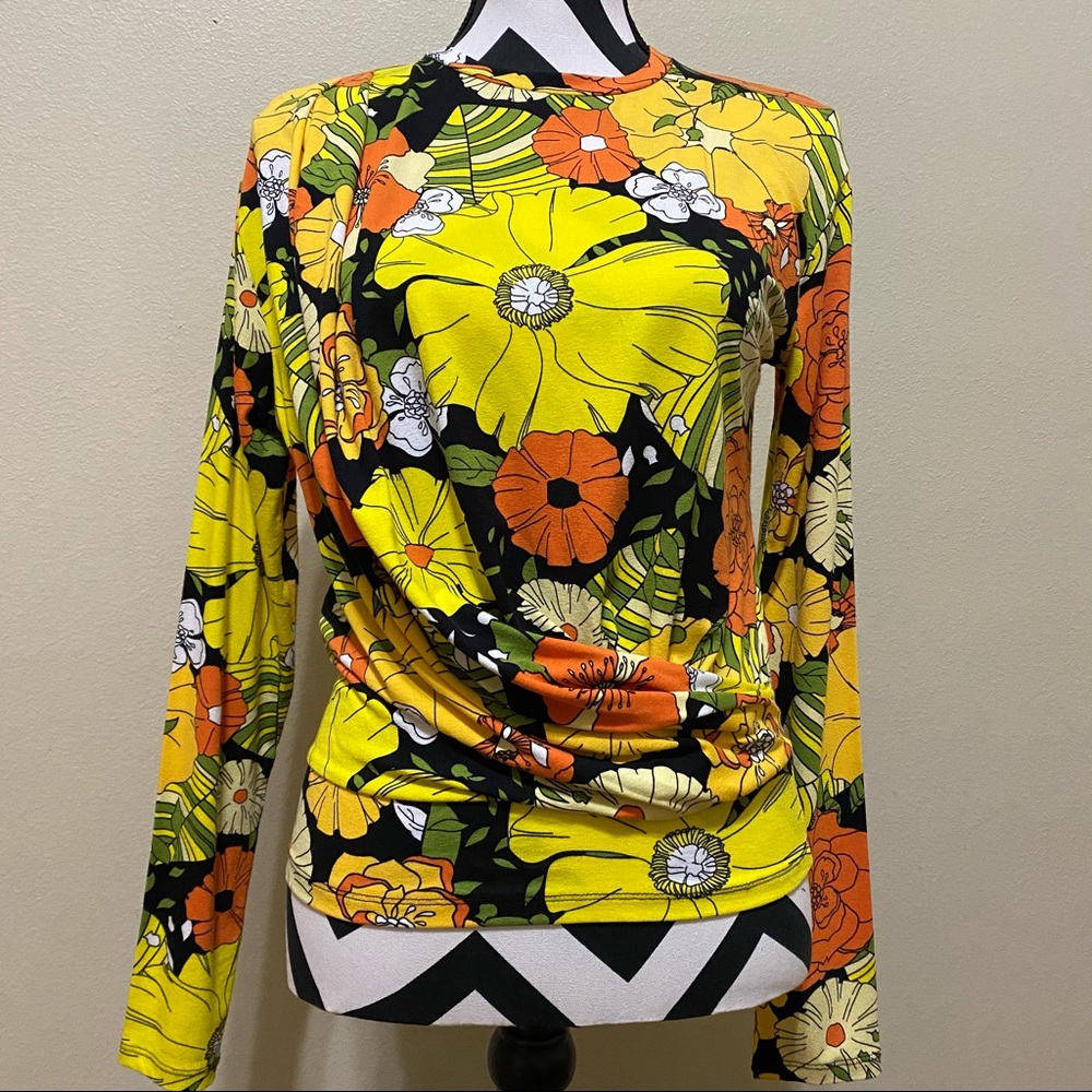 Zara Trafaluc LS Floral Side Drape Cross F…